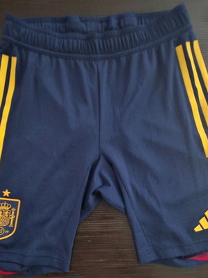 Παιδικό ποδοσφαιρικό σορτς Adidas της εθνικής Ισπανίας μεταχειρισμένο