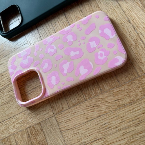 iPhone 13 Pro cases used, pack