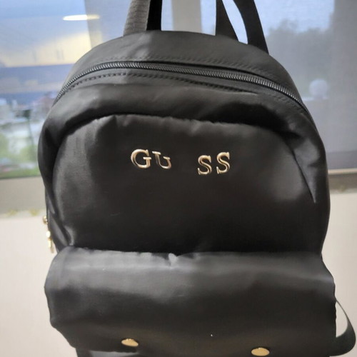 Guess black bag used with defect