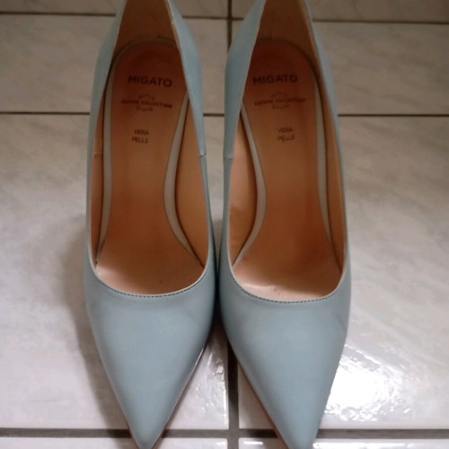 Migato leather blue pumps new, size 39