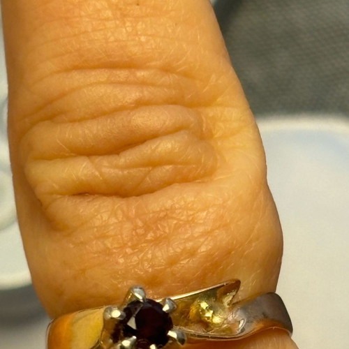 Garnet ring 14 ct used, size 54