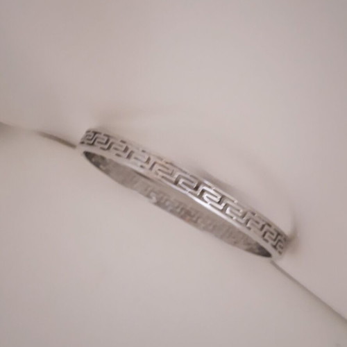 Steel handcuff bracelet in silver tone