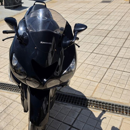 Kawasaki ZZR 1400 Gen 1 motorcycle 2007 no ABS