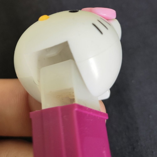 Pez Hello Kitty candy dispenser pink like new