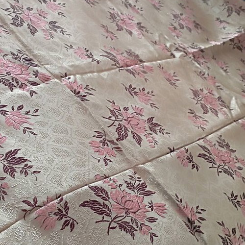 Quilt like new with exquisite fabric and unique aesthetic, 2.09x2.26 m