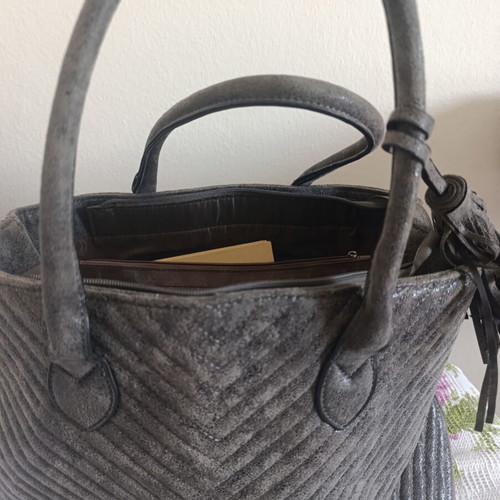 Handbag used, spacious gray