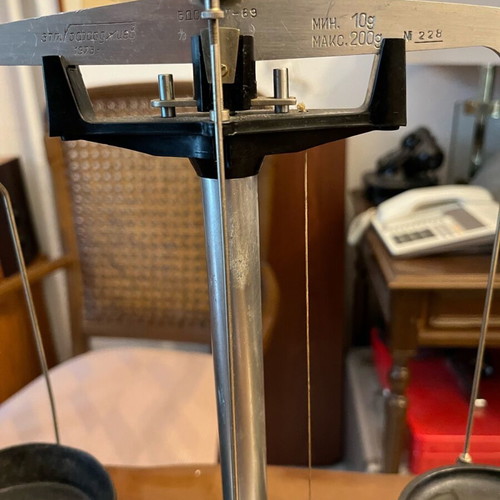 Precision scale used in good condition without weights
