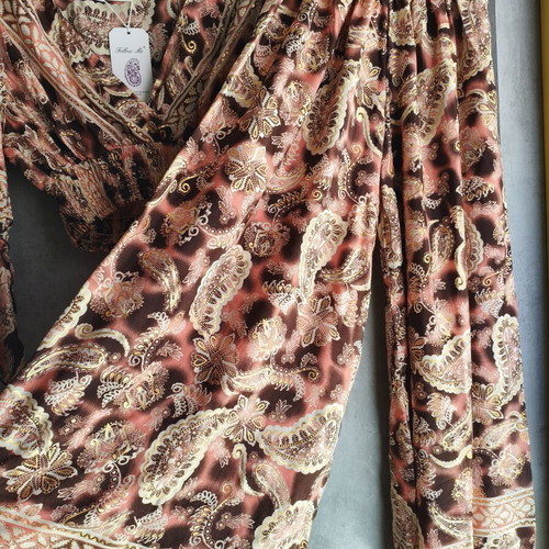 Salmon Crop Top and Pants Set new, colorful paisley print