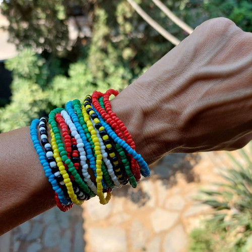 Africa bracelet like new, handmade, colorful
