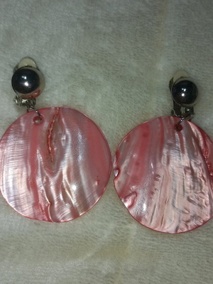 Pink earrings like new