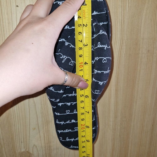 Fabric flip flops new, size 37, black and white
