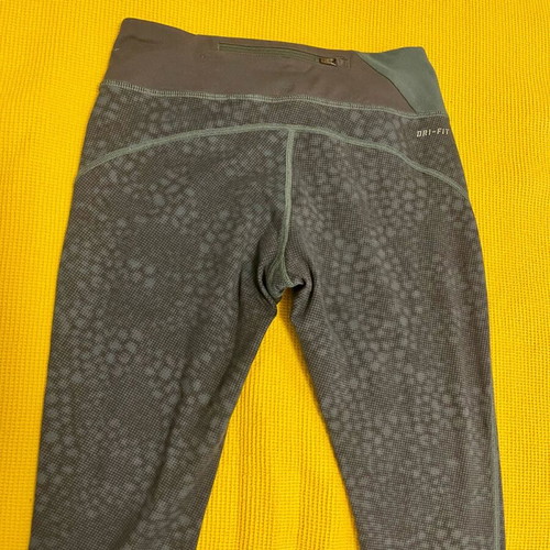 Nike Dri-FIT leggings used, xs like small, dark charcoal with animal print
