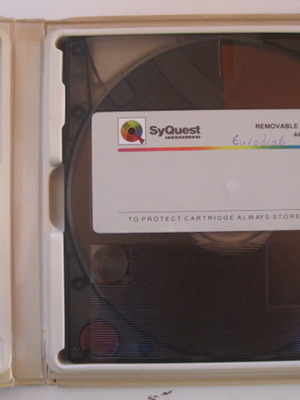 SyQuest SQ400 Подвижен 44MB магнитен диск