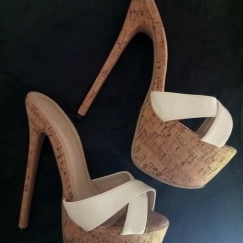 High-heeled clogs with white leather cross strap, size 37, new