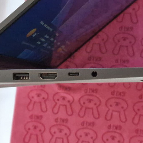 Lenovo laptop i5-12450H 16GB RAM 512GB SSD like new with accessories