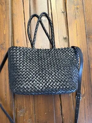 Dragon Diffusion black leather bag