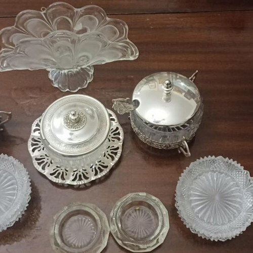 Silver-plated decorative items like new