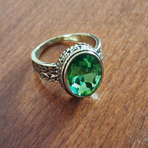 Ring with peridot olivine new, silver plated metal, vintage style