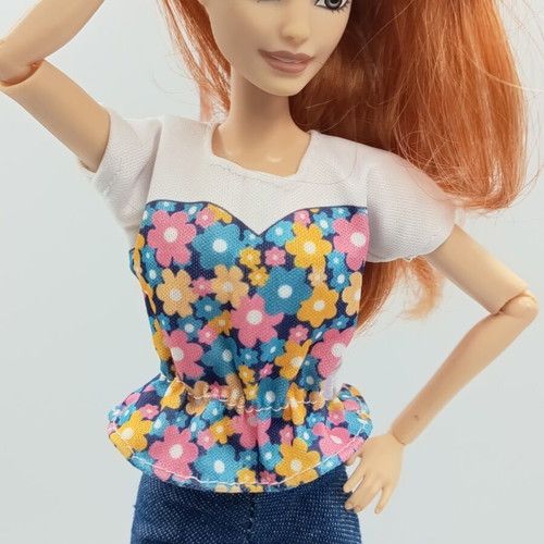 Doll fashion clothes set like new, pants, blouse and shoes