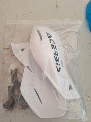 Motorcycle hand guards new, suitable for various models