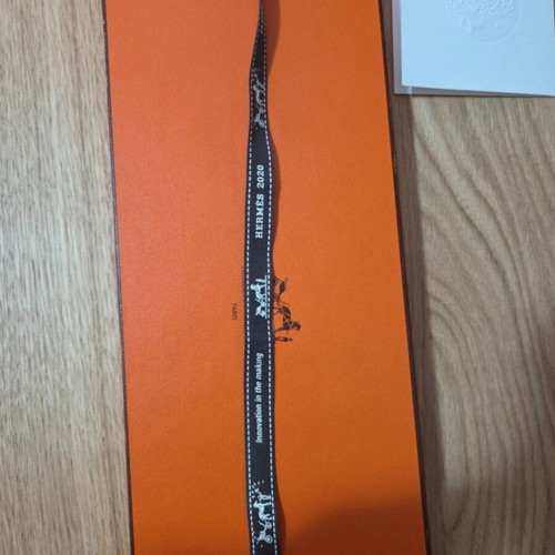 Hermes Story of Tea Silk Tie New with Box and Ribbon
