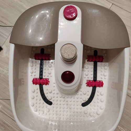 Medisana FS-90L foot massage device used with pumice stone