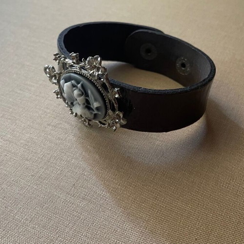 Bracelet like new