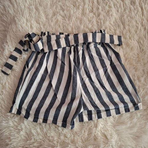 Clothes with Vero Moda, H&M, Emma James items