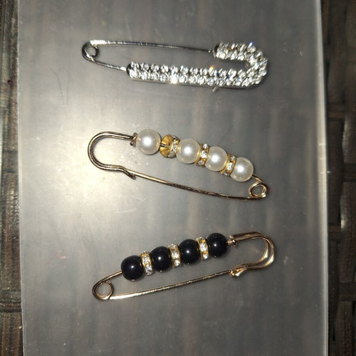 Decorative Safety Pin new, gold and silver colors