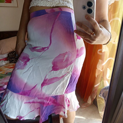 Midi skirt purple lilac size L like new