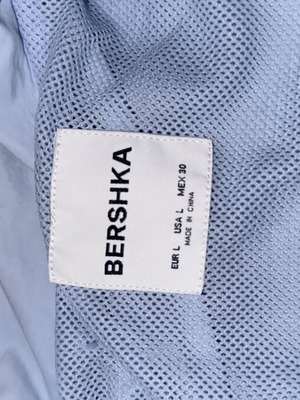 Bershka jacket like new, size L, white and turquoise