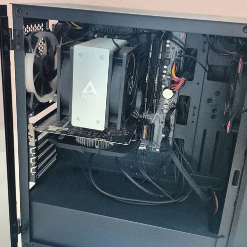 Desktop PC Tower with Gigabyte B550M DS3H and AMD Ryzen 7 5800X