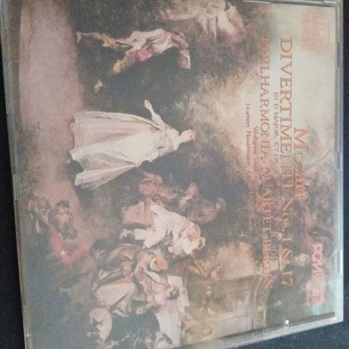 Mozart Divertimenti Nos.1 & 17 CD used, classical music