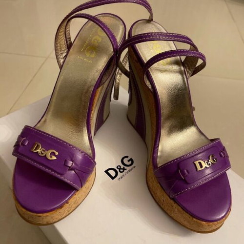 Dolce & Gabbana platform sandals like new, size 37, purple