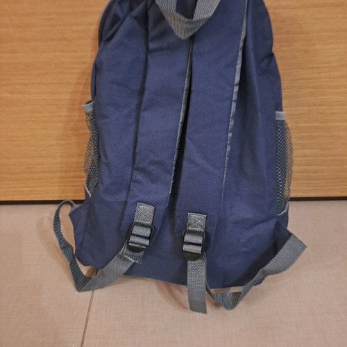 Backpack bag like new, dark blue with multiple pockets