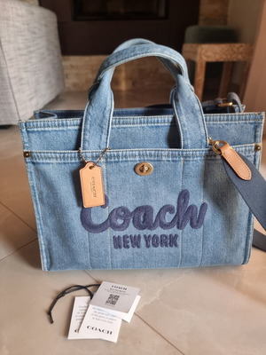 Τσάντα Coach New York τζιν σαν καινούργιο, χιαστί με ρυθμιζόμενο λουρί