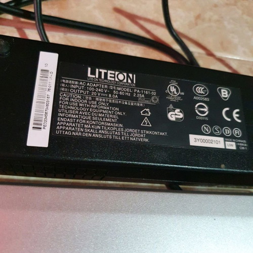 PLATO Notebook laptop used with LITEON charger for spare parts