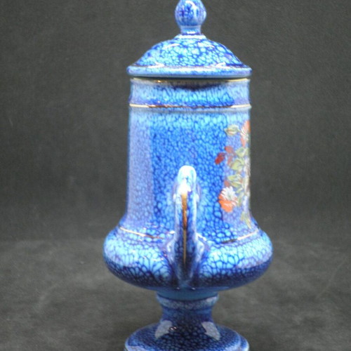 Decorative vintage Italian porcelain vase like new