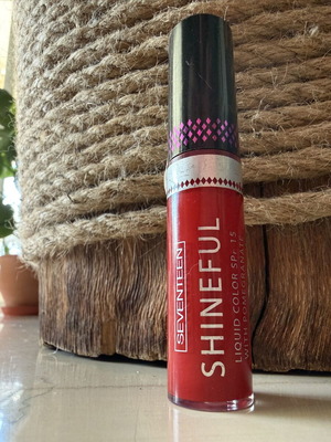 Seventeen red lip gloss new