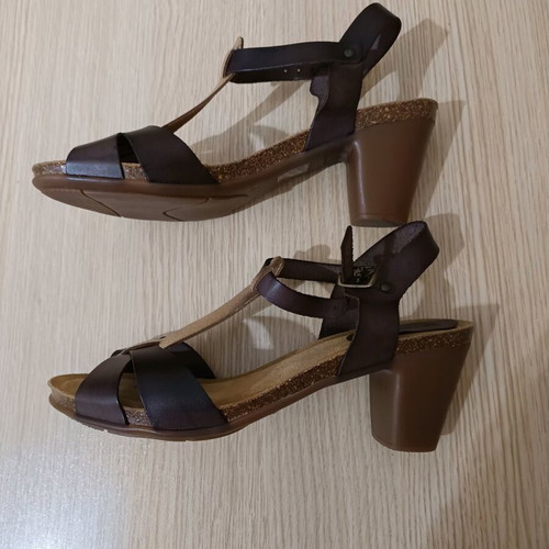 Nikolas leather sandals new, brown and gold, size 41