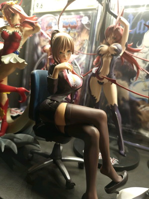 Mirei-San 1/7 figure used from Shunya Yamashita Art