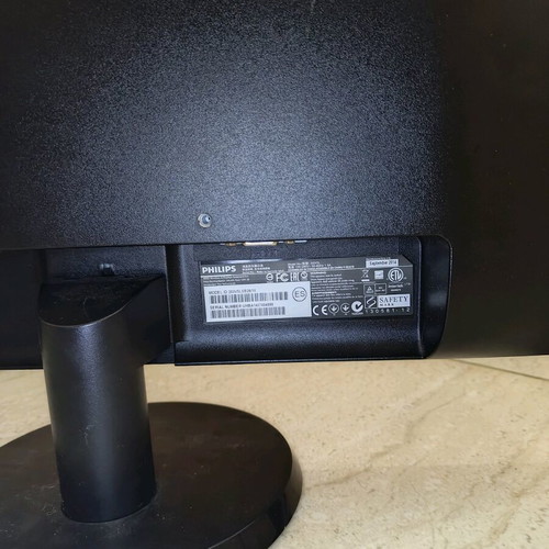Philips 19.5" 203V5LSB26/10 monitor like new for spare parts