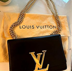 LOUIS VUITTON Black Calfskin Leather Chain Louise Clutch Bag