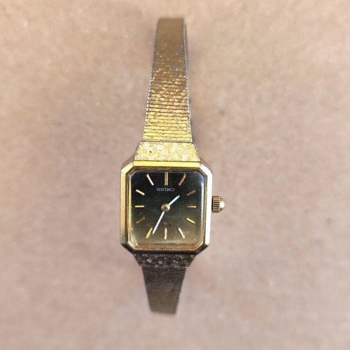 Seiko Vintage Women's Mechanical Wristwatch Gold Plated Model 11-3990 1979