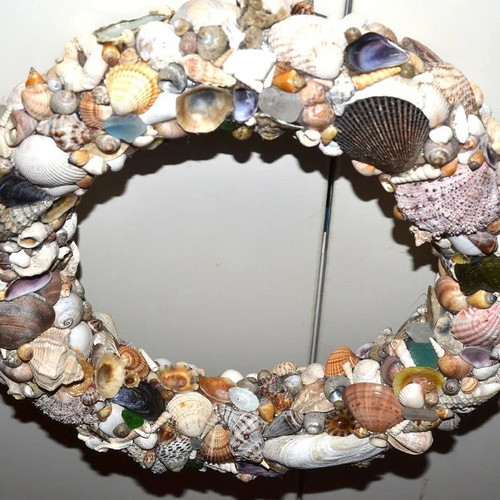 Seashell decorative wreath new