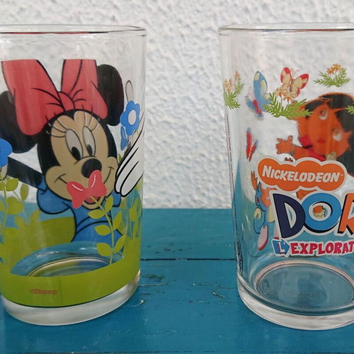 Vintage colorful children's glass cups Disney, Nickelodeon and Nutella like new
