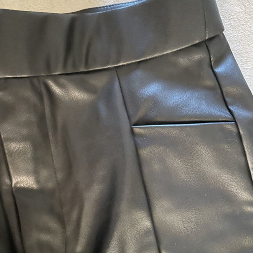 Zara leather shorts like new, black, size XS