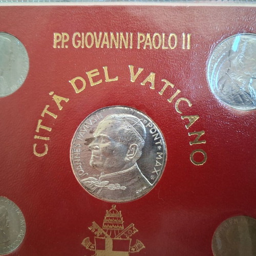 Vatican Coin Set Pope John Paul II new