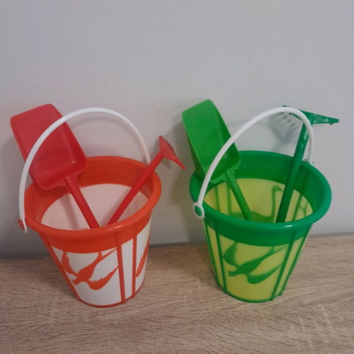 Panigiriotika plastic beach buckets new