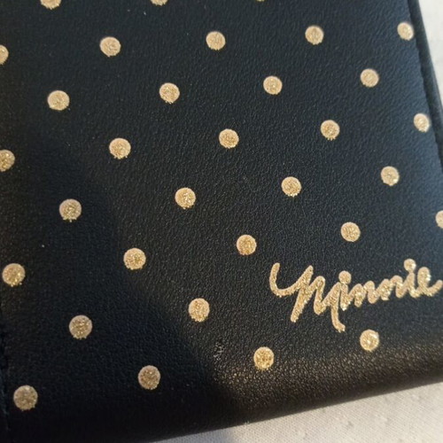 Children's wallet like new with Minnie Mouse design